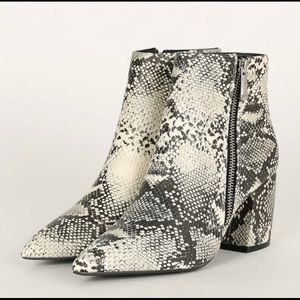 Bad Behavior- NWT snakeskin-look booties